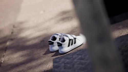 adidas ZAPATILLAS adidas GRAND COURT 3.0 BUBBLE PARA BEBÉ — otra vista